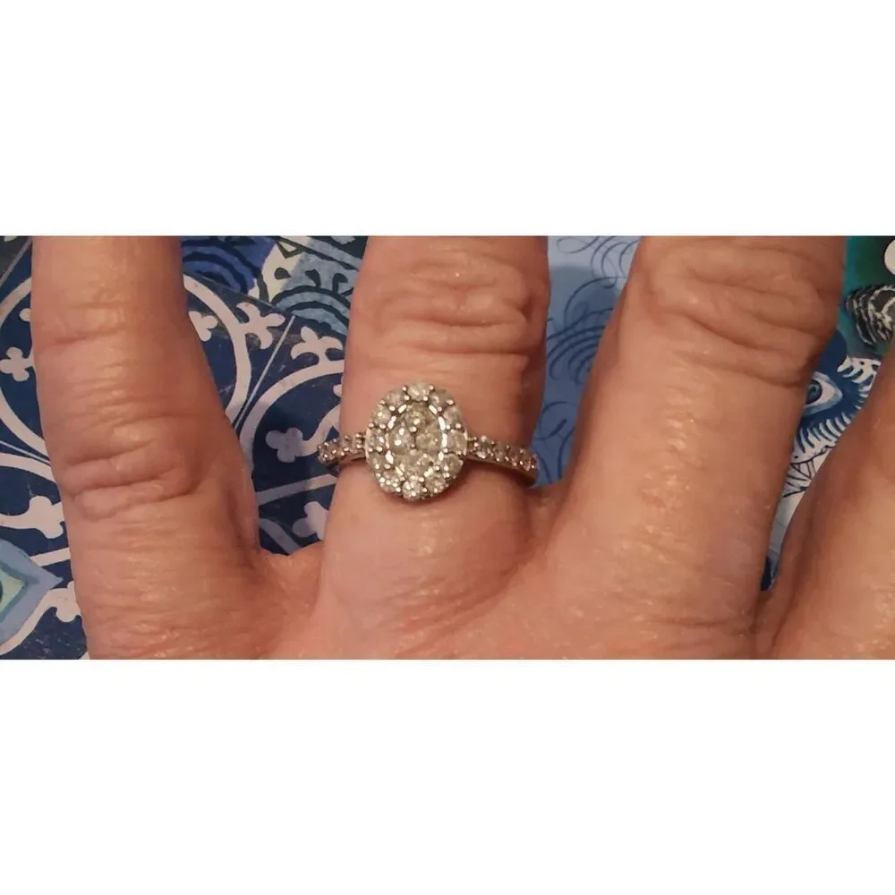Stunning 1.0 Carat Brilliant Round Cut Genuine Diamond Halo Cluster Oval Ring #8